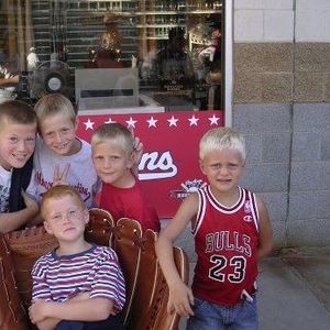 Meet your Posher, Karl